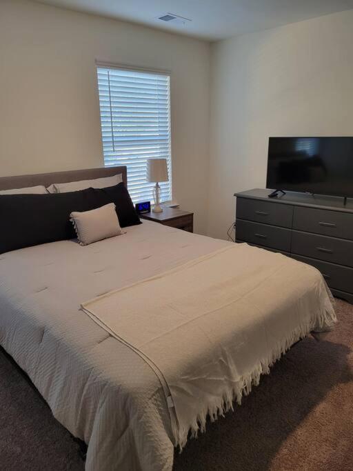 Sc 3755 New 2 Bedroom Townhouse Ft Jackson & Usc Columbia Exterior photo
